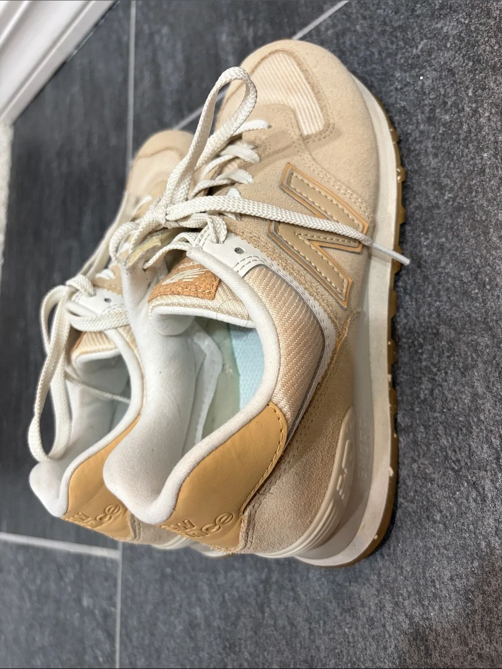 New Balance Women's Light Beige and Tan Sneakers